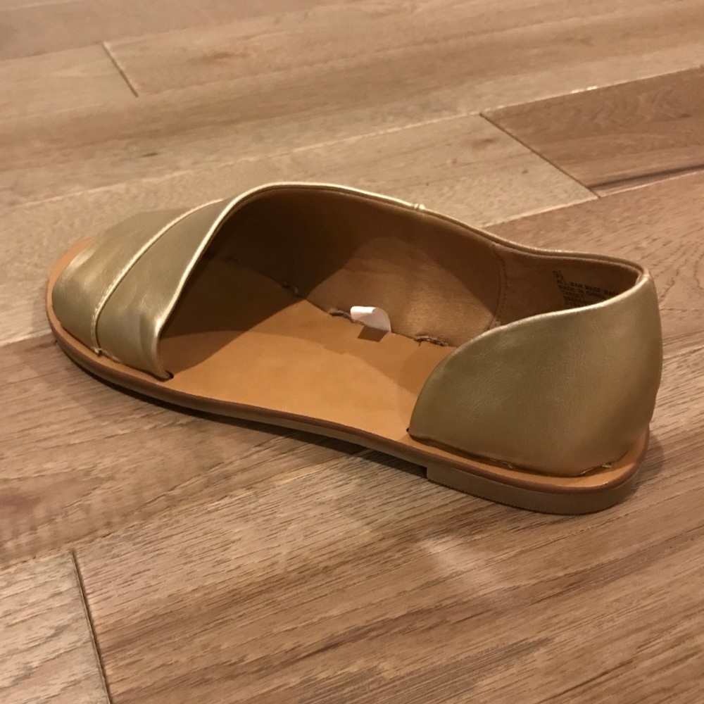 NWT Universal Thread Asymmetrical Slide Sandals - Picture 7 of 7